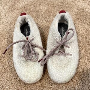 All birds Sherpa plush sneakers
